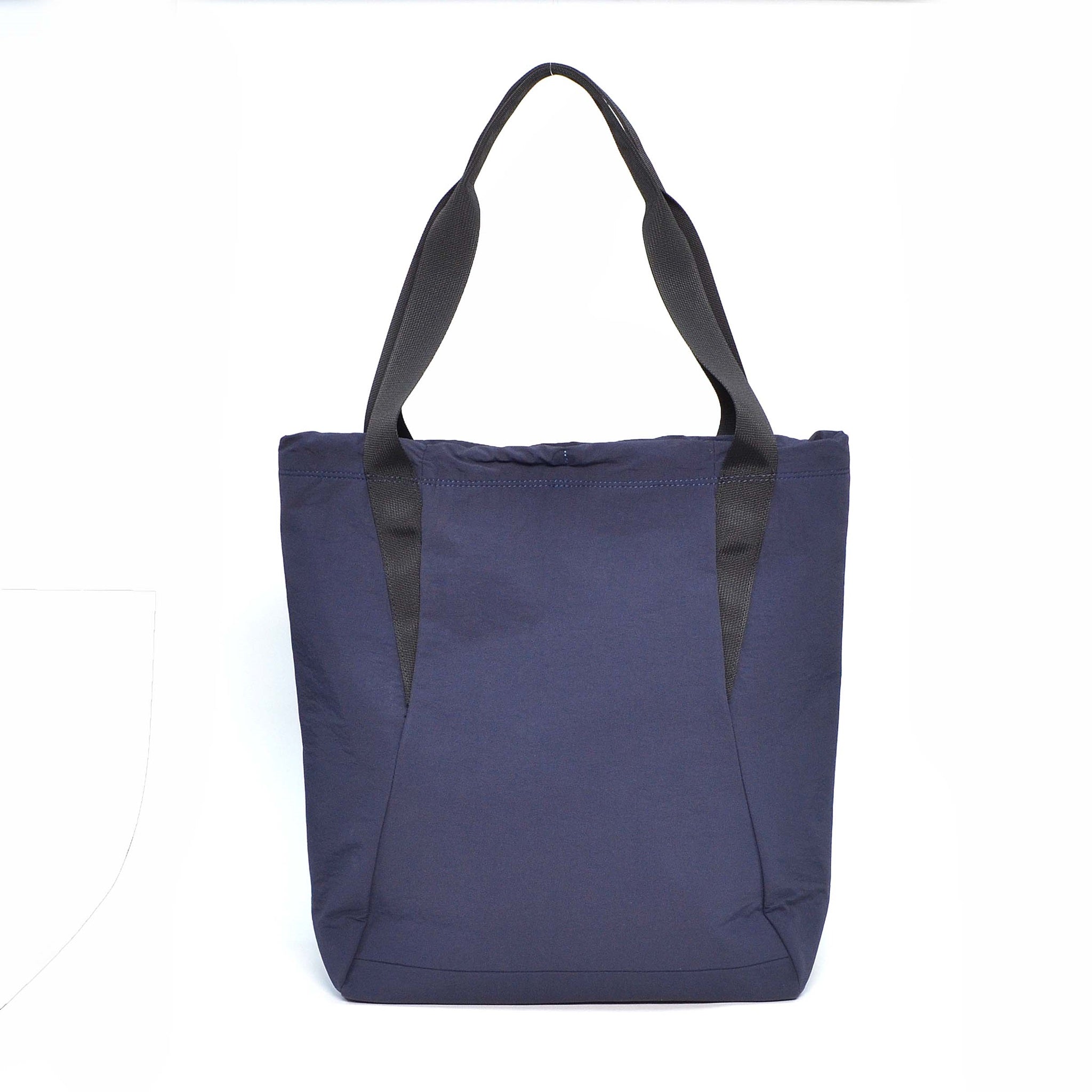 813680 shopping bag